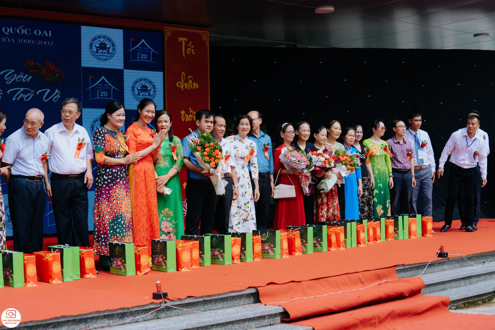TRI ÂN CÔ THẦY NHÂN NGÀY HỘI KHÓA 4